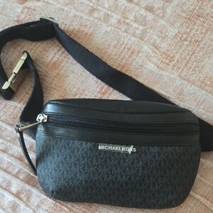 Michael Kors Black and Dark Gray Belt Bag